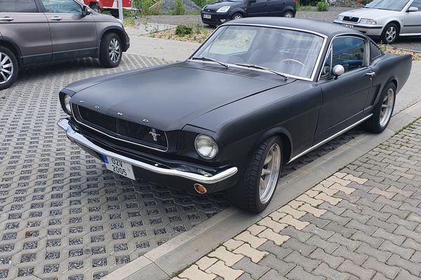 Oprava amerického vozidla Mustang | Opravy amerických vozidel Brno – Kočer